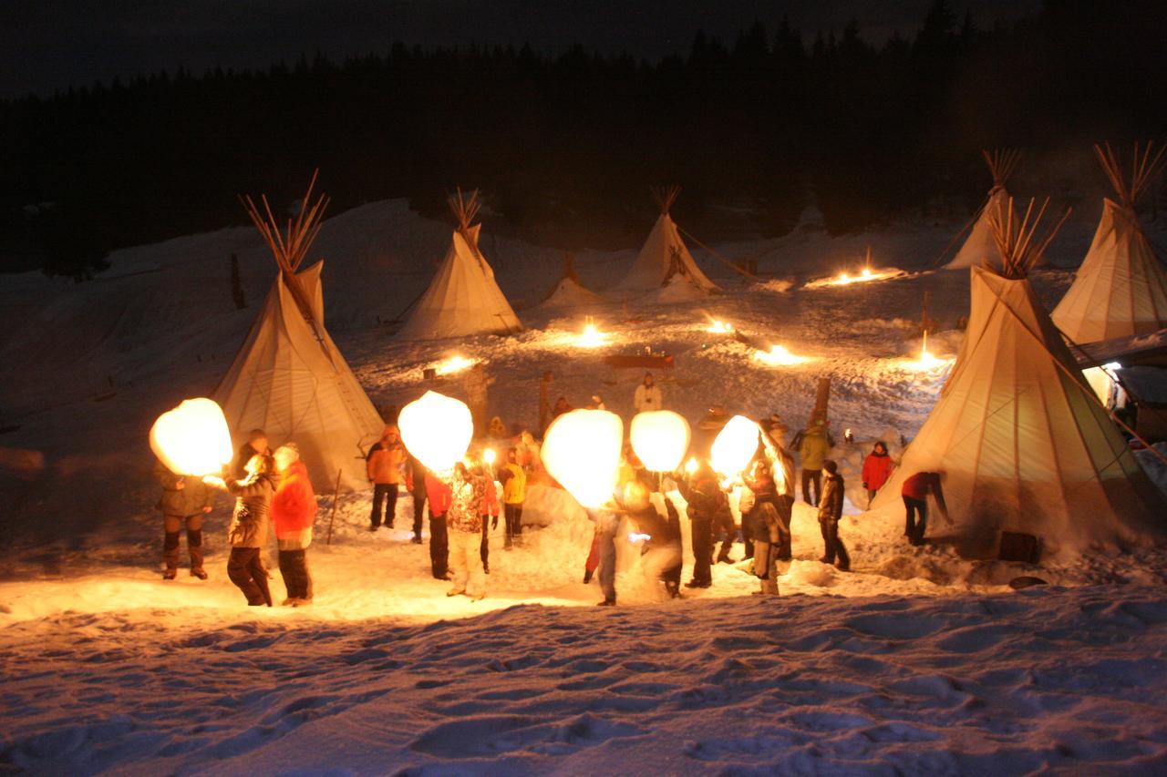 Village Tipi La Féclaz Eksteriør bilde