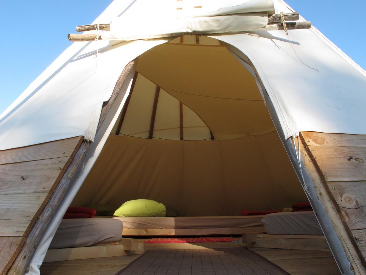 Village Tipi La Féclaz Eksteriør bilde